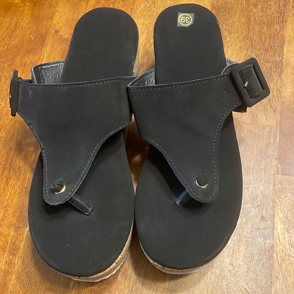Brand New Black Wedge Cork Flip Flop Sandals